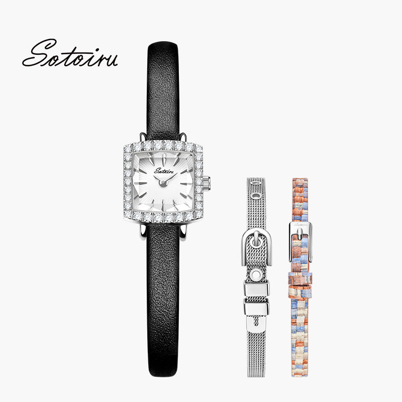 Sotoiru square watch with interchangeable strap in silver and orange