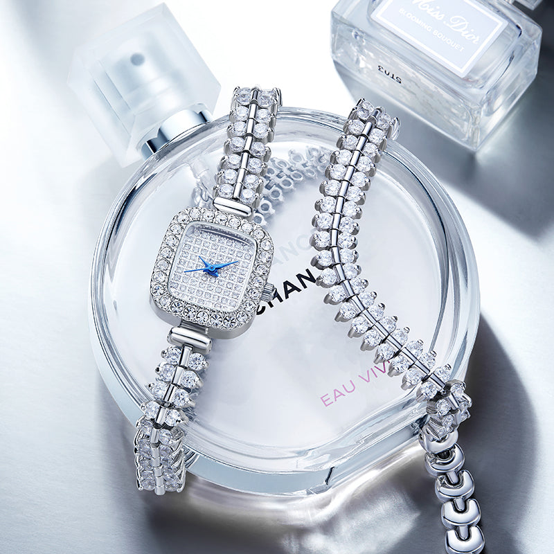 Sotoiru Wrap Bracelet Watch