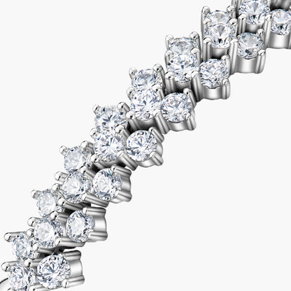 Detail of Sotoiru zircon bracelet