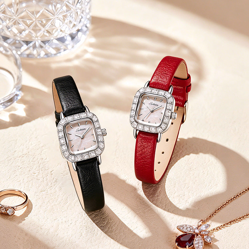 Sotoiru women's watch with interchangeable straps in multiple styles